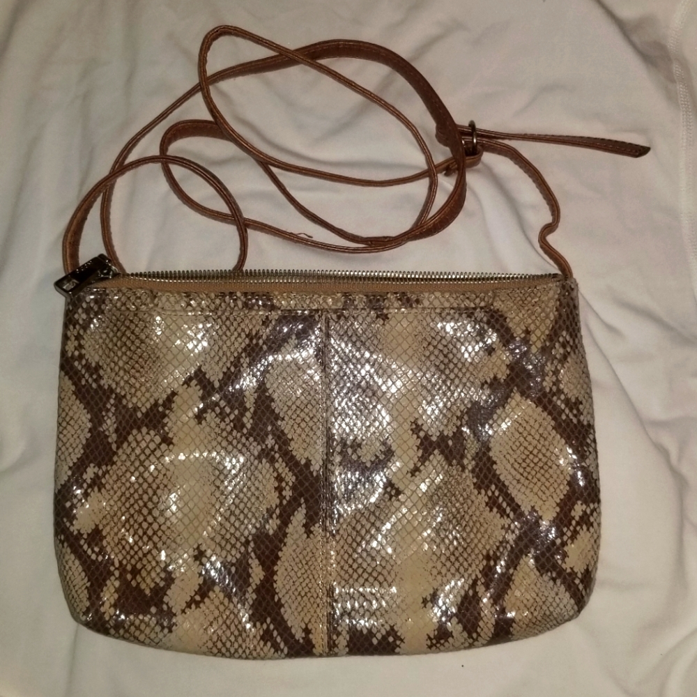Hobo Leather Mara Crossbody